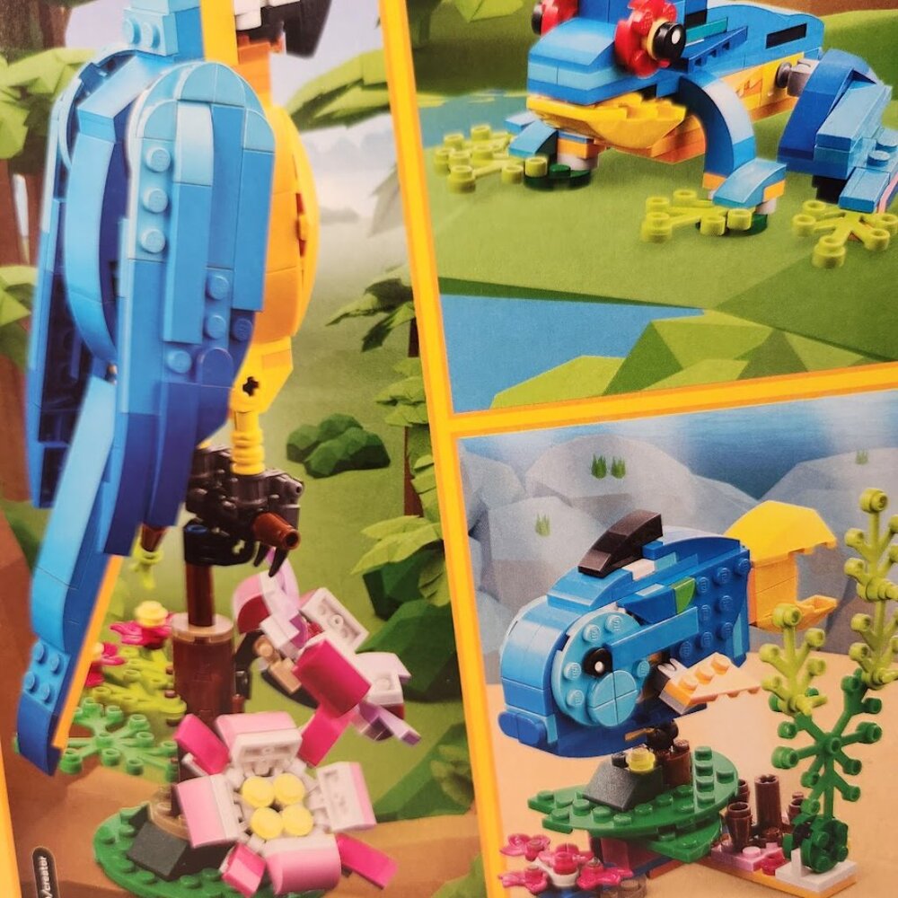 Lego Creator 3in1 Exotic Parrot Macaw Fish Frog Lego Set 253 Pieces CHRISTMAS Ma - Picture 15 of 15